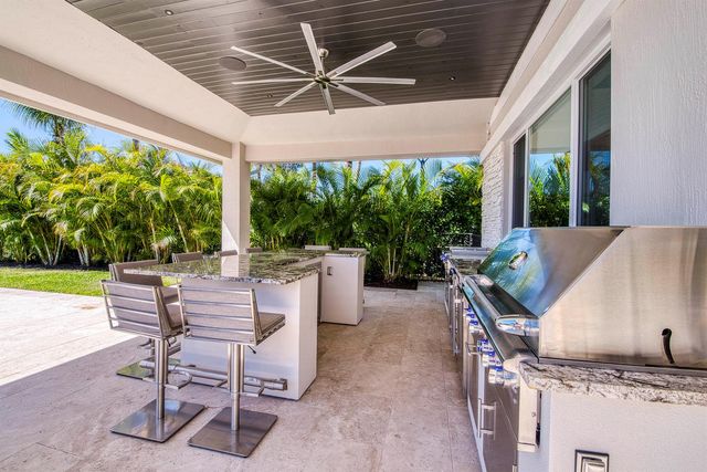 12107 Waterstone Circle, Palm Beach Gardens, FL 33412