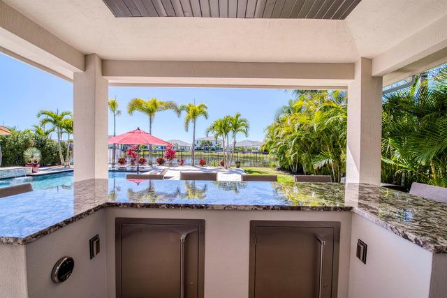 12107 Waterstone Circle, Palm Beach Gardens, FL 33412