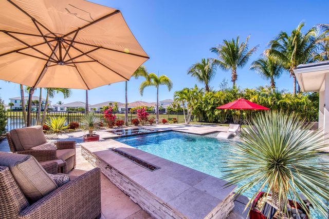12107 Waterstone Circle, Palm Beach Gardens, FL 33412