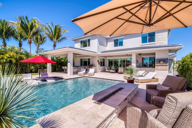 12107 Waterstone Circle, Palm Beach Gardens, FL 33412