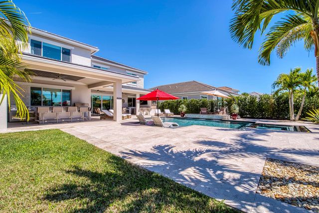 12107 Waterstone Circle, Palm Beach Gardens, FL 33412