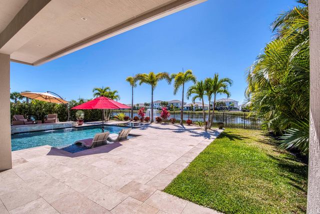 12107 Waterstone Circle, Palm Beach Gardens, FL 33412