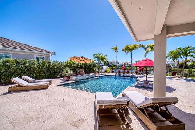 12107 Waterstone Circle, Palm Beach Gardens, FL 33412