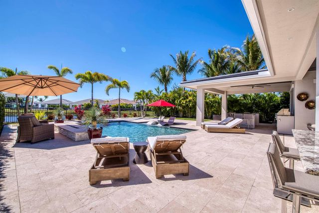 12107 Waterstone Circle, Palm Beach Gardens, FL 33412
