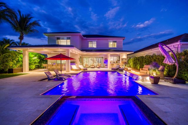 12107 Waterstone Circle, Palm Beach Gardens, FL 33412