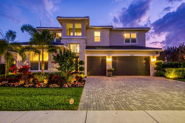 12107 Waterstone Circle, Palm Beach Gardens, FL 33412