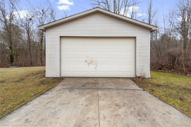 7037 Yager Road, St. Clair Township, MI 48079