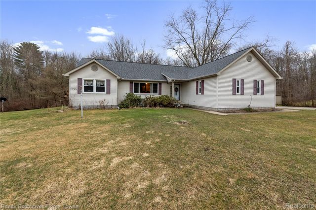 7037 Yager Road, St. Clair Township, MI 48079