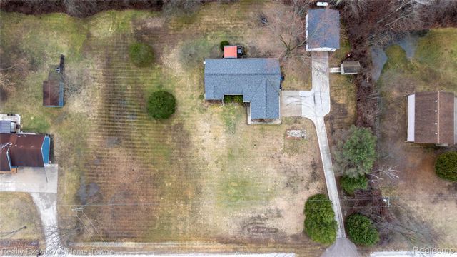 7037 Yager Road, St. Clair Township, MI 48079