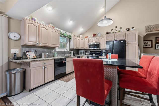 7037 Yager Road, St. Clair Township, MI 48079