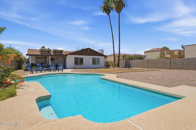932 W JULIE Drive, Tempe, AZ 85283