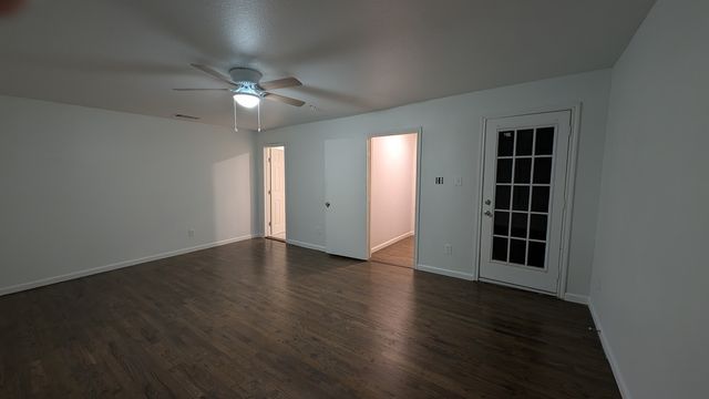 1406 Eastus Drive, Dallas, TX 75208