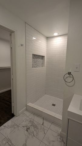 1406 Eastus Drive, Dallas, TX 75208
