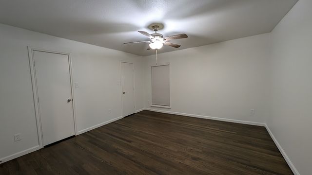 1406 Eastus Drive, Dallas, TX 75208