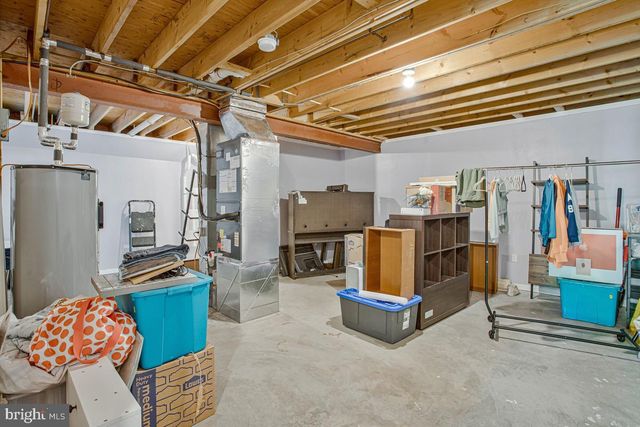 6098 FIR RD, Saint Leonard, MD 20685