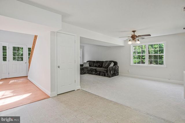 6098 FIR RD, Saint Leonard, MD 20685