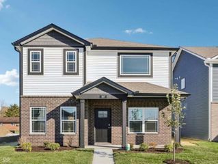 187 Springfield Crossing, Greenfield, IN 46140