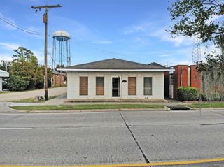 112 N Hummell St, Denham Springs, LA 70726