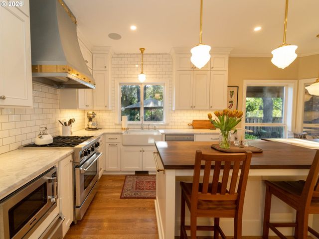 16685 Nw JUPITER HILLS Ct, Beaverton, OR 97006