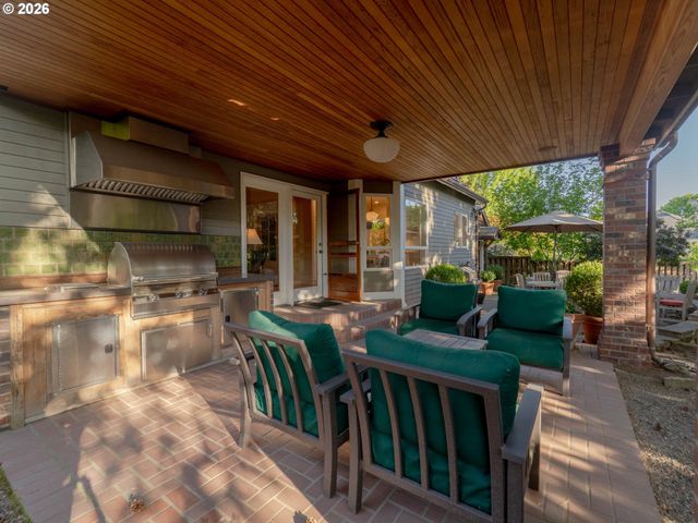 16685 Nw JUPITER HILLS Ct, Beaverton, OR 97006