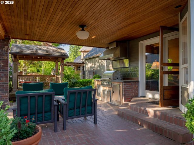 16685 Nw JUPITER HILLS Ct, Beaverton, OR 97006