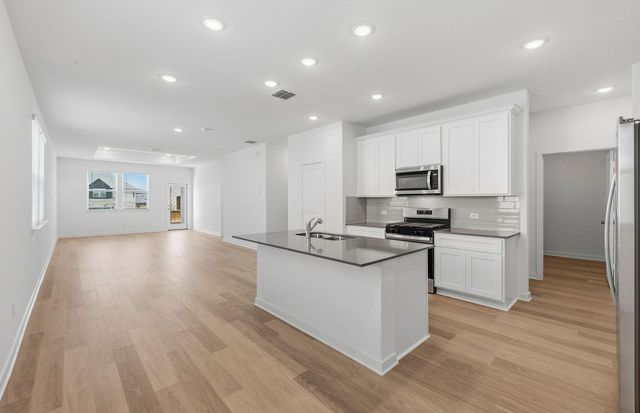165 Golden Bell WAY, Buda, TX 78610