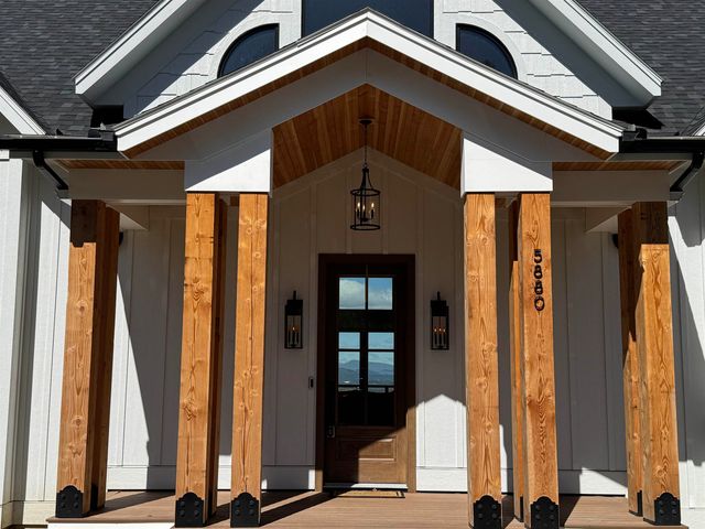 5880 Mt Philo Road, Charlotte, VT 05473