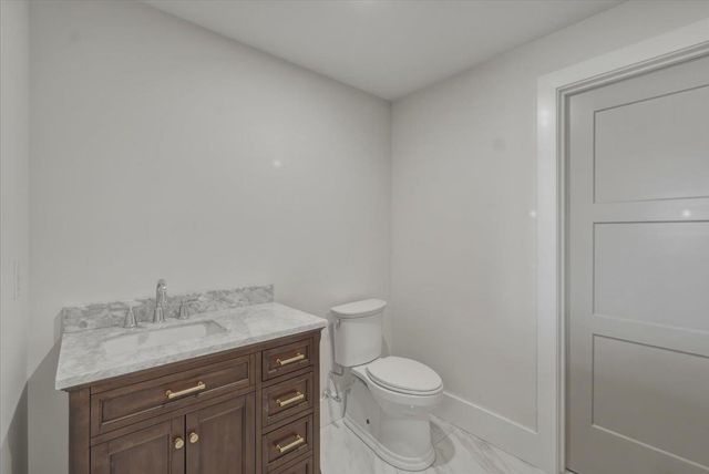 5880 Mt Philo Road, Charlotte, VT 05473