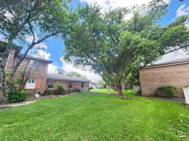 416 Banyon Tree Circle 108, Maitland, FL 32751