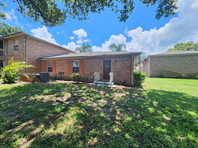 416 Banyon Tree Circle 108, Maitland, FL 32751