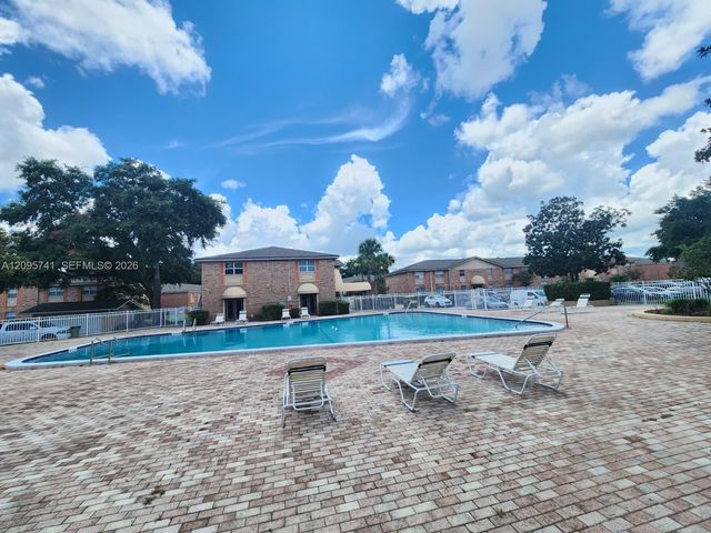 416 Banyon Tree Circle 108, Maitland, FL 32751