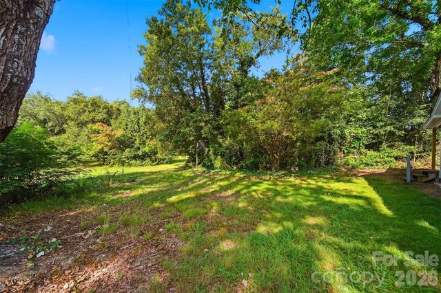 218 33rd Street SW, Hickory, NC 28602