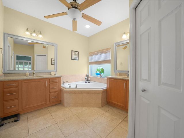 4052 PHOENICIAN WAY, Winter Haven, FL 33884
