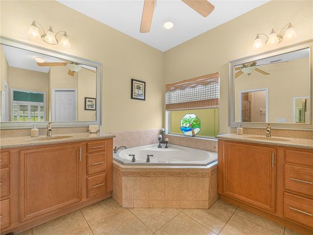 4052 PHOENICIAN WAY, Winter Haven, FL 33884