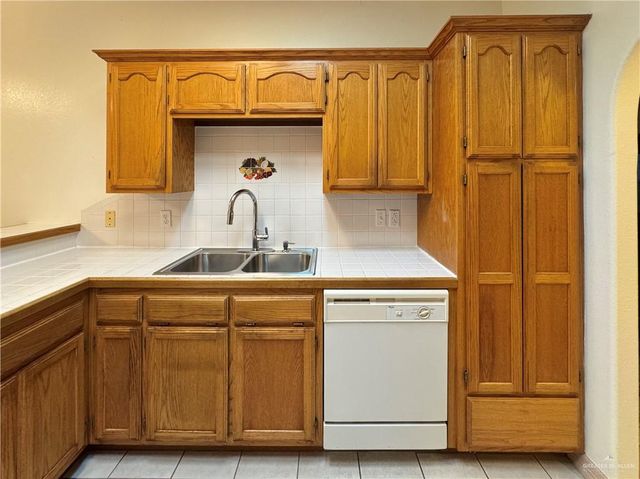 3516 N 32nd Street, Mcallen, TX 78501