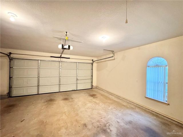 3516 N 32nd Street, Mcallen, TX 78501