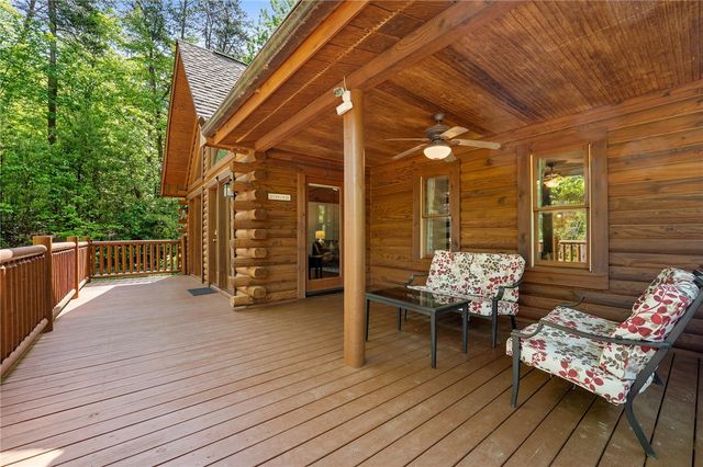 21 W Ridge Drive, Travelers Rest, SC 29690