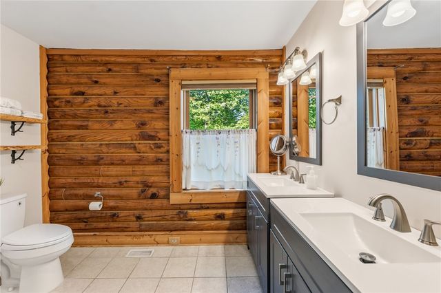21 W Ridge Drive, Travelers Rest, SC 29690