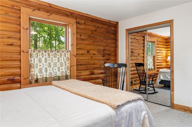 21 W Ridge Drive, Travelers Rest, SC 29690