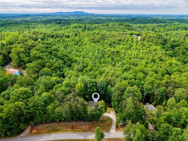 21 W Ridge Drive, Travelers Rest, SC 29690