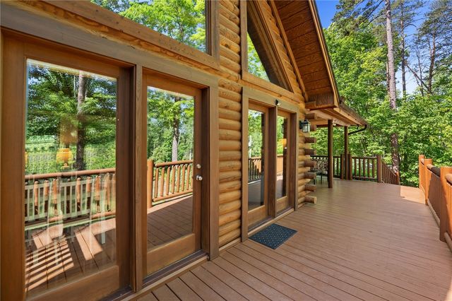 21 W Ridge Drive, Travelers Rest, SC 29690