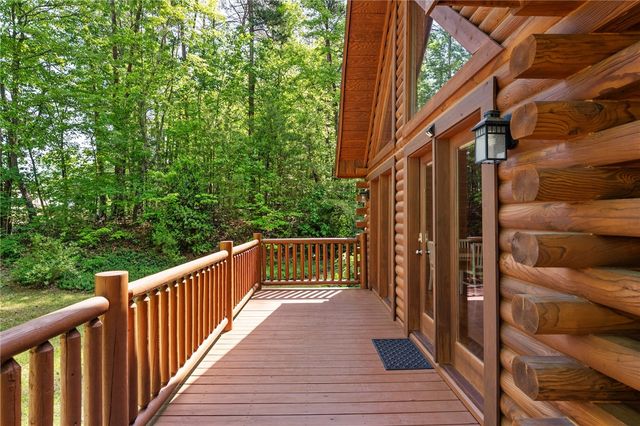 21 W Ridge Drive, Travelers Rest, SC 29690