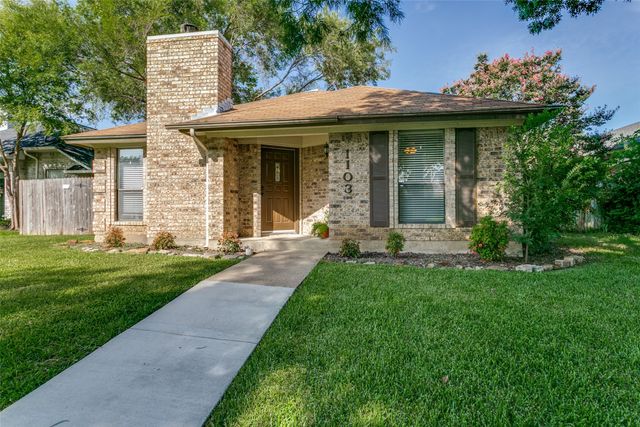 1103 Appleton Drive, Mansfield, TX 76063