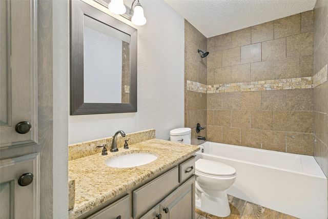1103 Appleton Drive, Mansfield, TX 76063