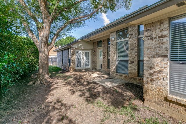 1103 Appleton Drive, Mansfield, TX 76063