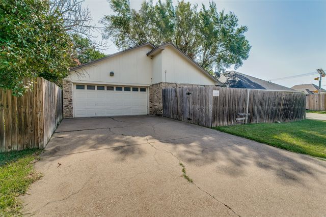 1103 Appleton Drive, Mansfield, TX 76063