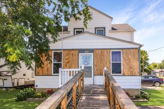 S 1120 Lake Street, Gypsum, OH 43433