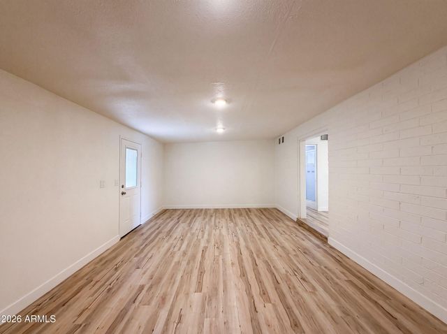 3132 W BETHANY HOME Road, Phoenix, AZ 85017