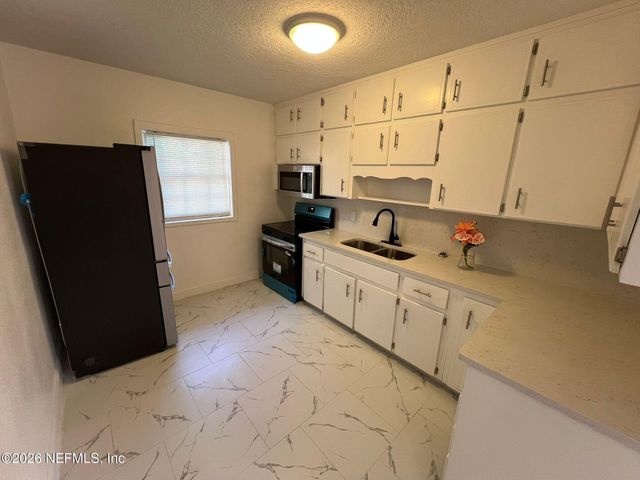 822 E 60TH Street, Jacksonville, FL 32208