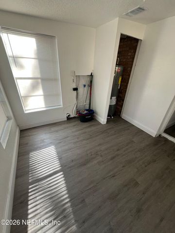 822 E 60TH Street, Jacksonville, FL 32208